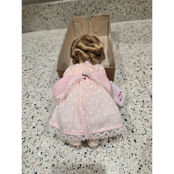 Vintage Ideal Brand 1982 Shirley Temple 8 in Doll With Original Damaged box - Picture 3 of 4